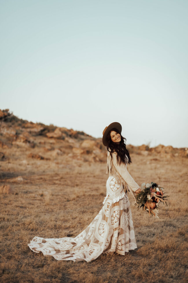 Western Boho Bridal Inspiration - Utah Bride & Groom